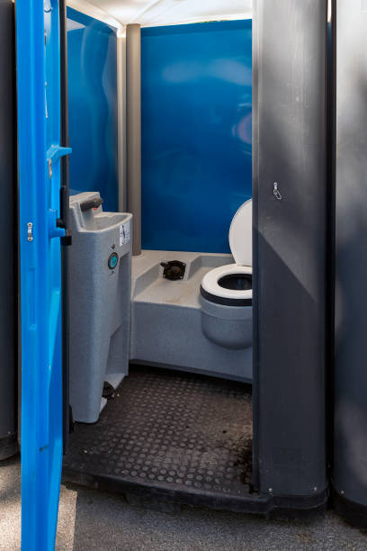 Portable Toilet Options We Offer in Daniels, WV